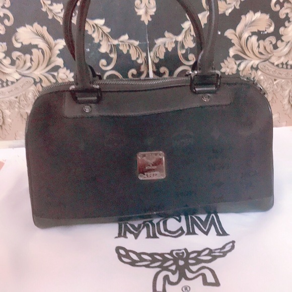Authentic mcm small bag - Picture 2 of 16